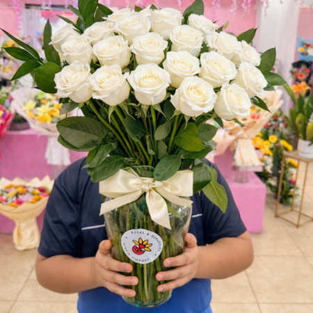 Jarrón 24 rosas blancas
