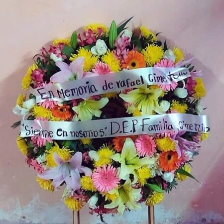 Corona fúnebre mixto