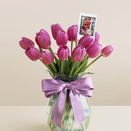 Jarrón de tulipanes