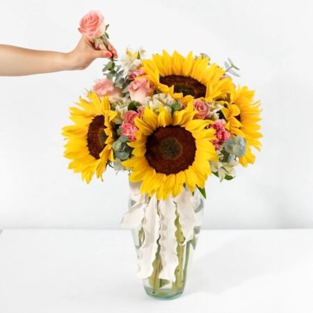 Arreglo de Girasoles y Rosas 8917